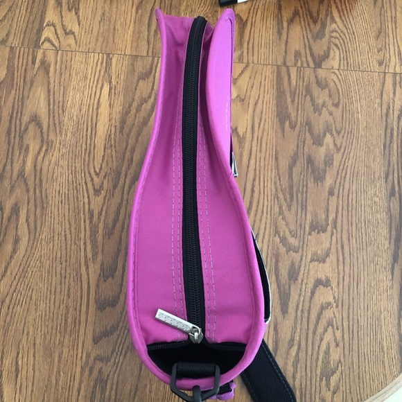 Five Star Mead 3” Ring Pink Zipper Binder w Strap - Picture 9 of 10